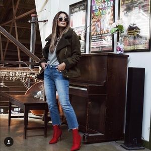 Unpublished Cropped Jeans